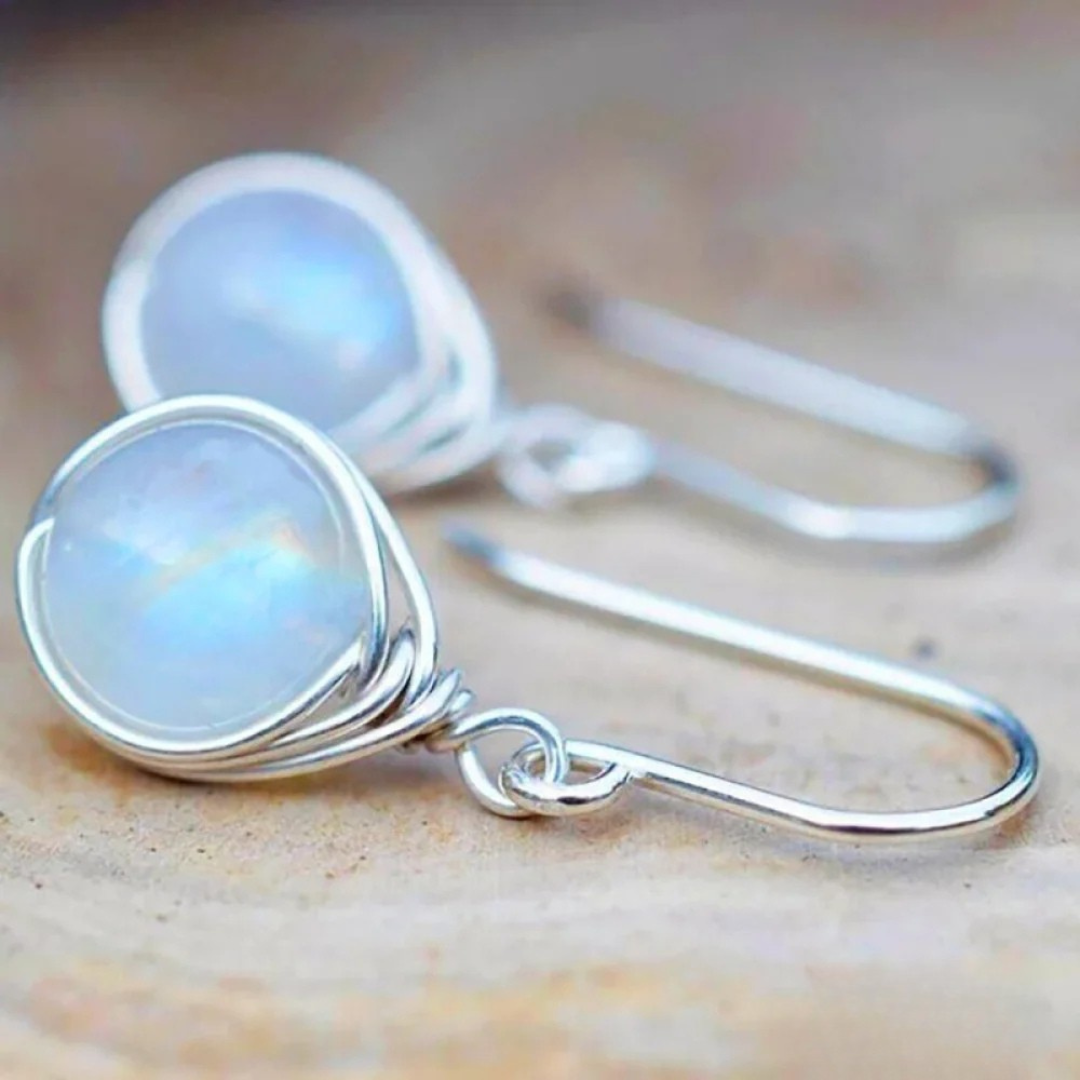 Boucles d'oreilles intemporelles avec pierre de lune