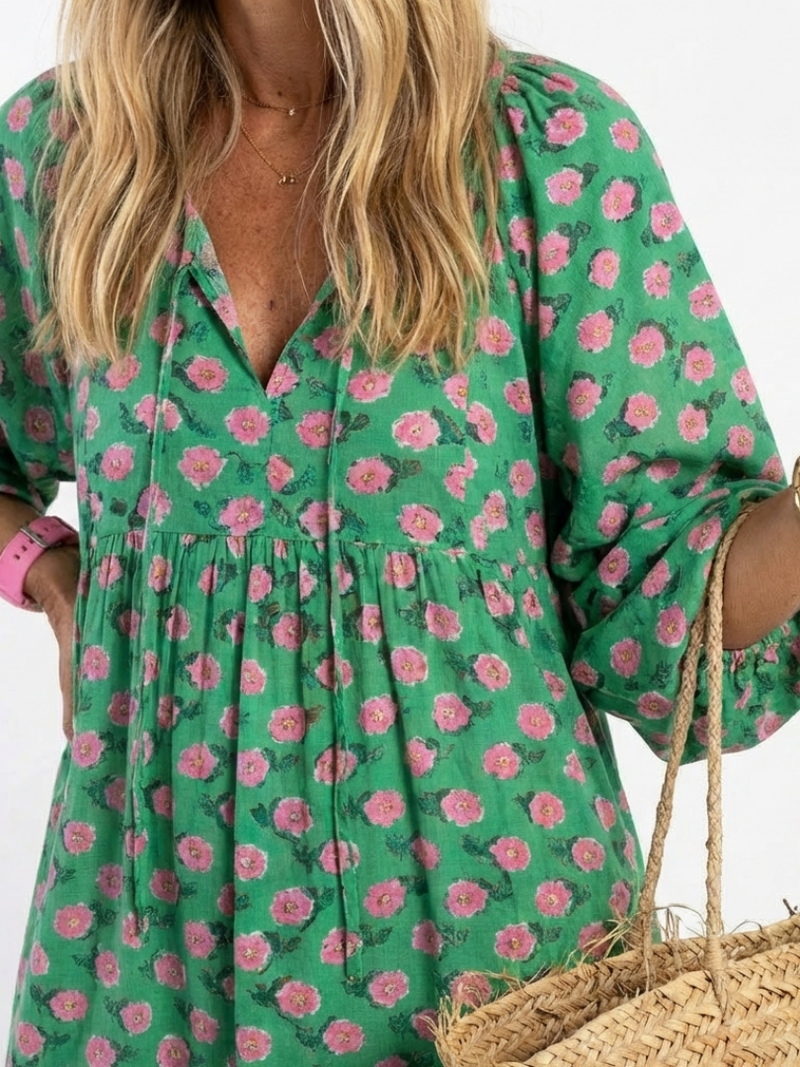 Fiora™ | Vestido Midi Floral con Cuello en V y Volantes Escalonados