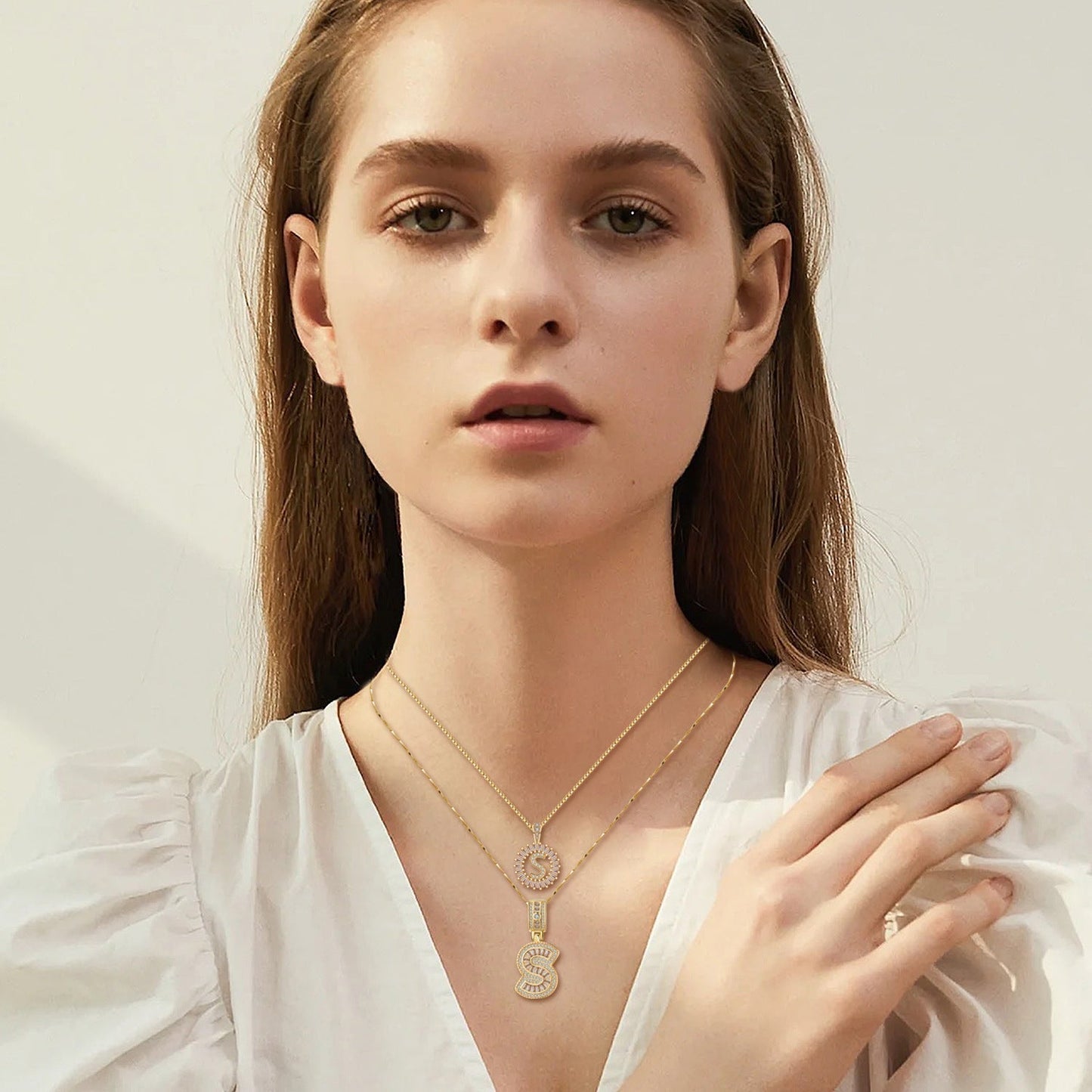 Ensemble de Colliers avec Initiale en Moissanite