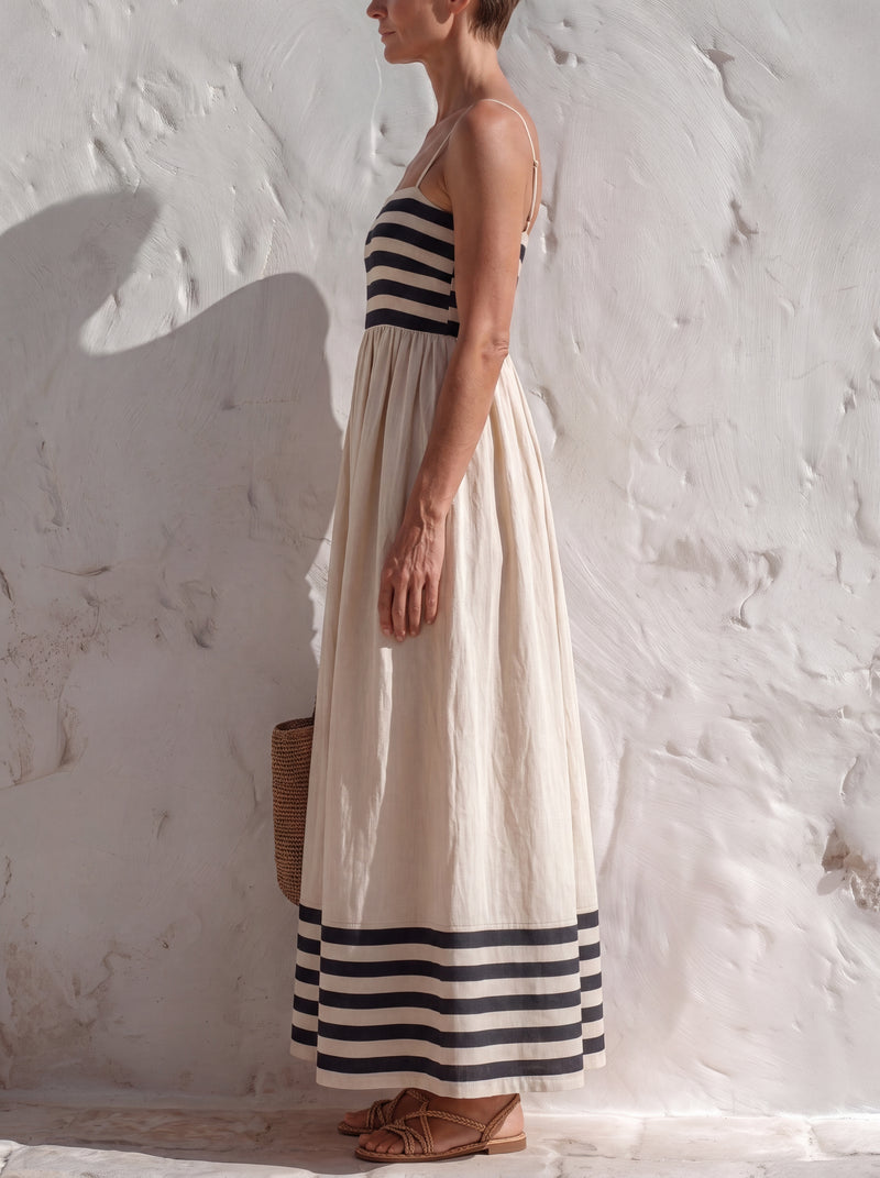 Marina™ | Vestido largo de rayas negras y beige con tirantes finos