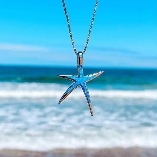 Collier avec Pendentif Étoile de Mer en Argent avec Opale Bleue