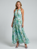 Vestido Midi Portia en Crepé Plisado con Cuello Halter y Estampado Floral