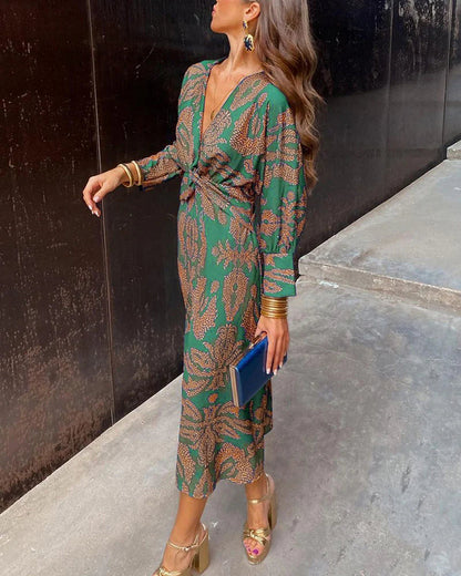 Vestido Aitana™ | Diseño floral con aire contemporáneo