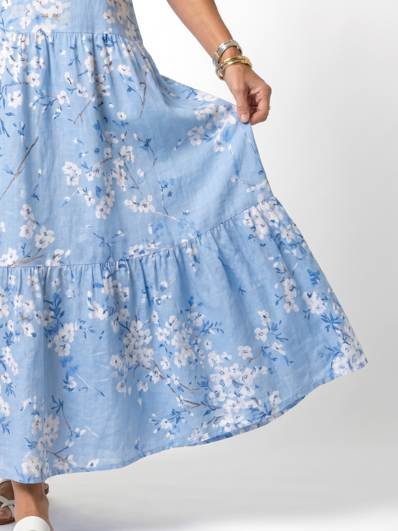 Alora™ | Vestido Midi Floral con Nudo y Pompones