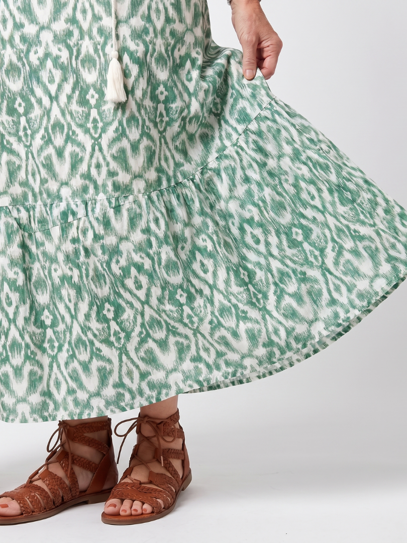 Ilara™ | Vestido Midi Estampado con Cuello en V y Nudo