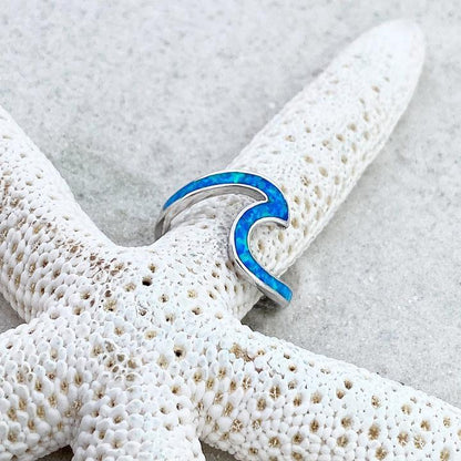 Bague Ondulée en Argent avec Opale Bleue