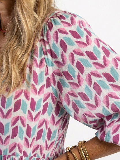 Mireya™ | Vestido Midi Escalonado de Manga Larga con Estampado Geométrico