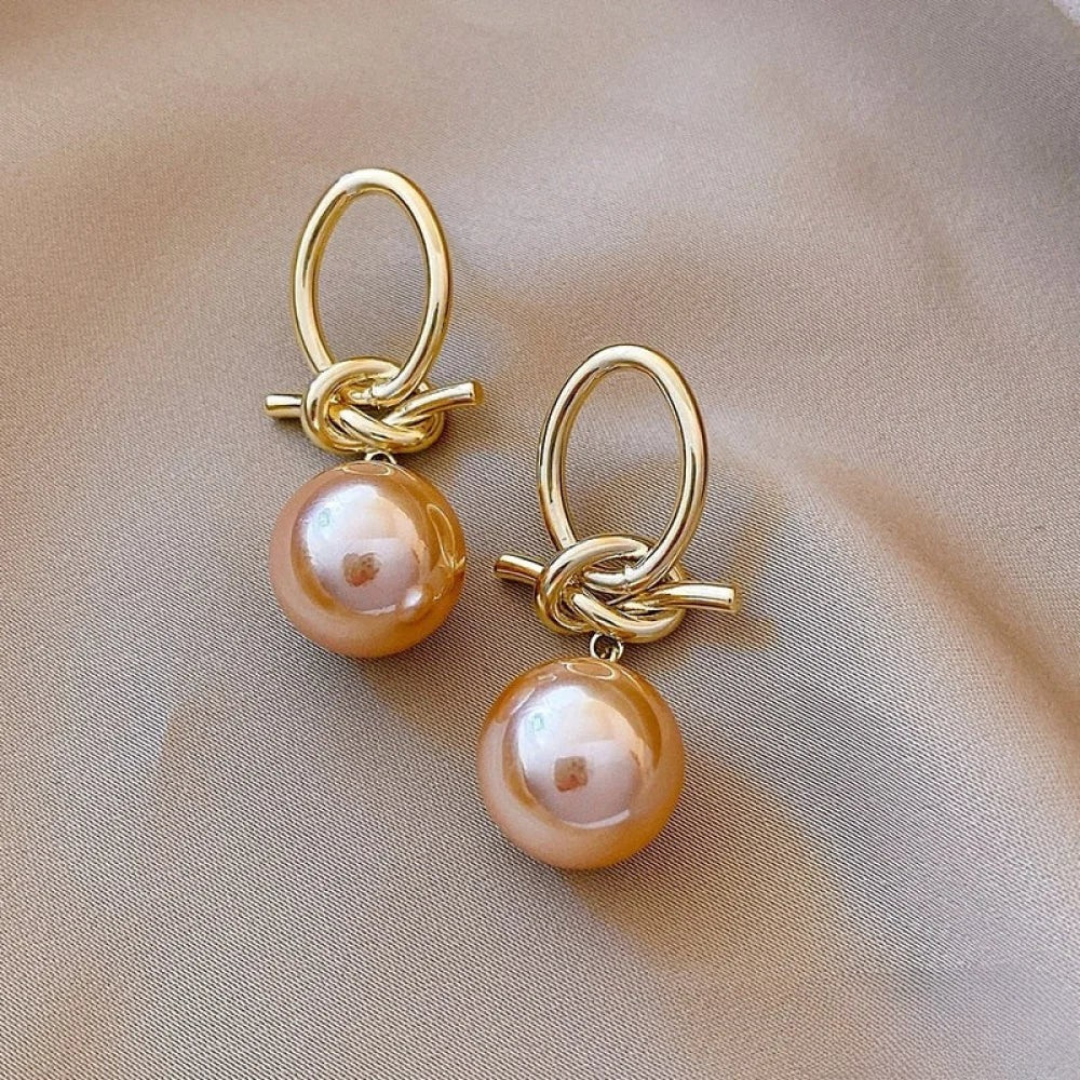 Boucles d'oreilles pendantes avec perle intemporelle