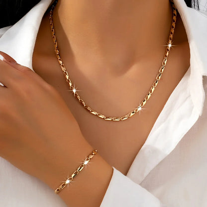 Ensemble Collier et Bracelet en Or 18K Élégant