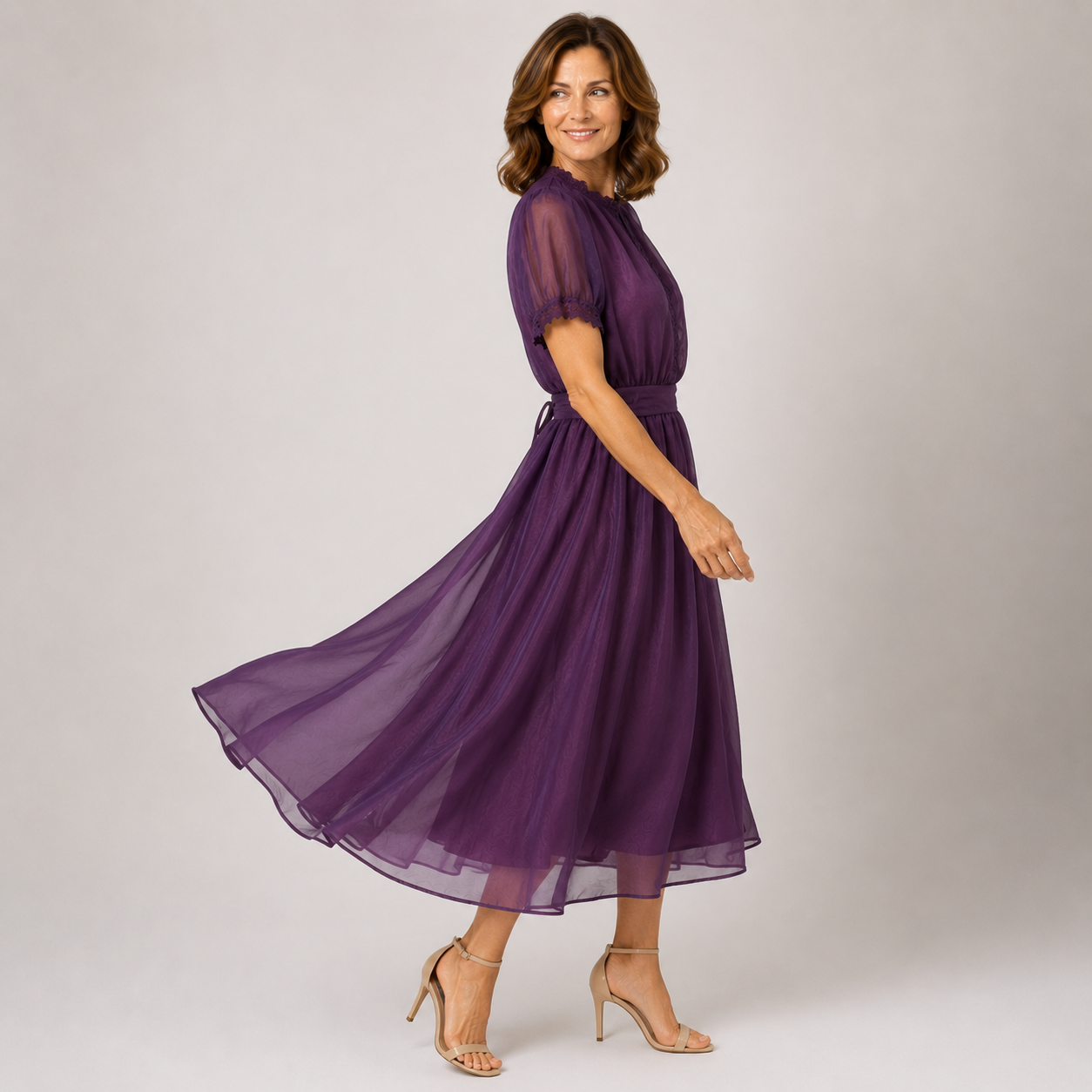 Flavia™ | Maxi Vestido con Escote en Gota y Ribete de Encaje Chiffon