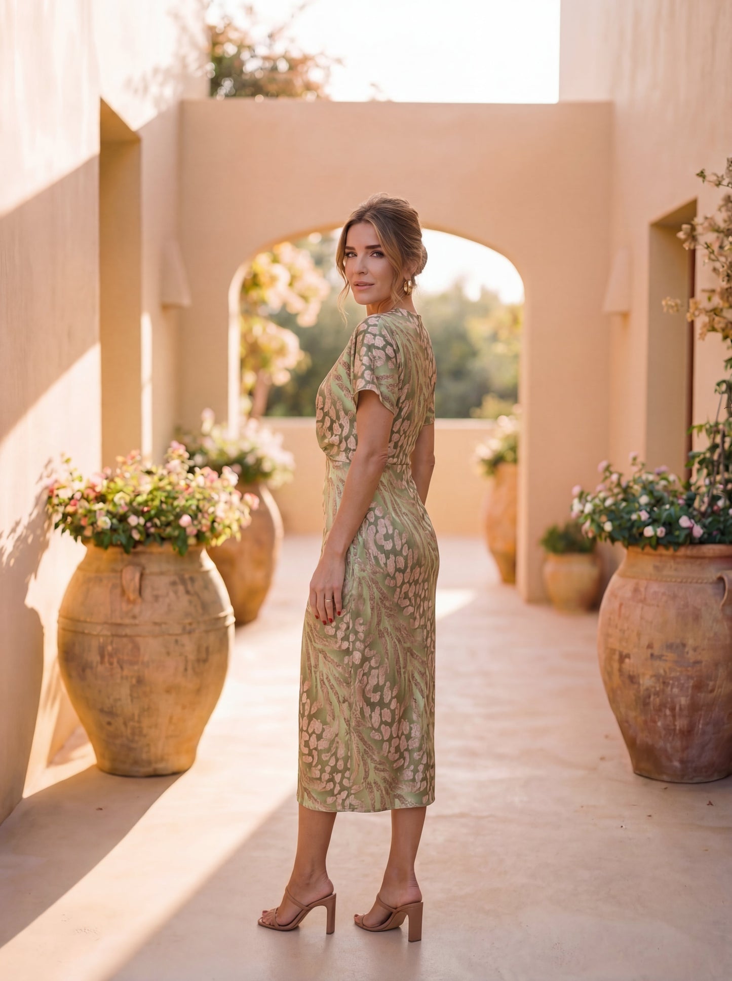 Fabiana™ | Vestido Elegante de Tejido Ligero y Fluido