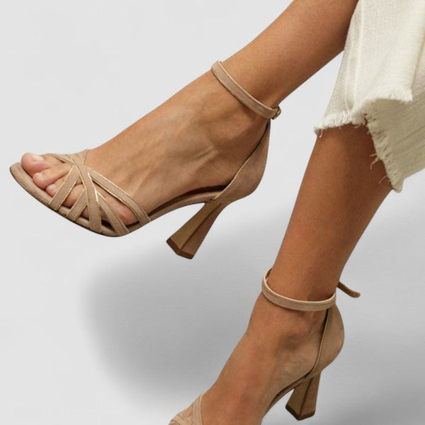 Elviera - Sandálias em patchwork com biqueira redonda e calcanhar estreito