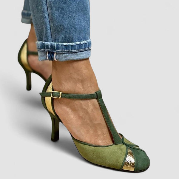 Taviana - Escarpins em patchwork com tira em T e biqueira fechada