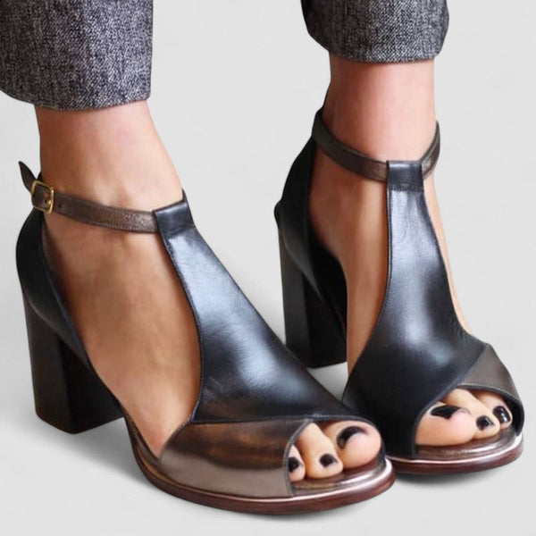 Nadaria - Sandálias pretas com salto alto e biqueira aberta em patchwork