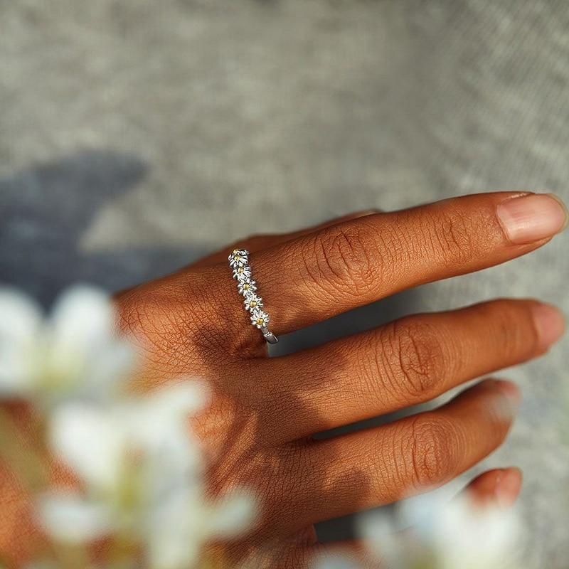 Bague Marguerite – Argent & Douceur Peinte