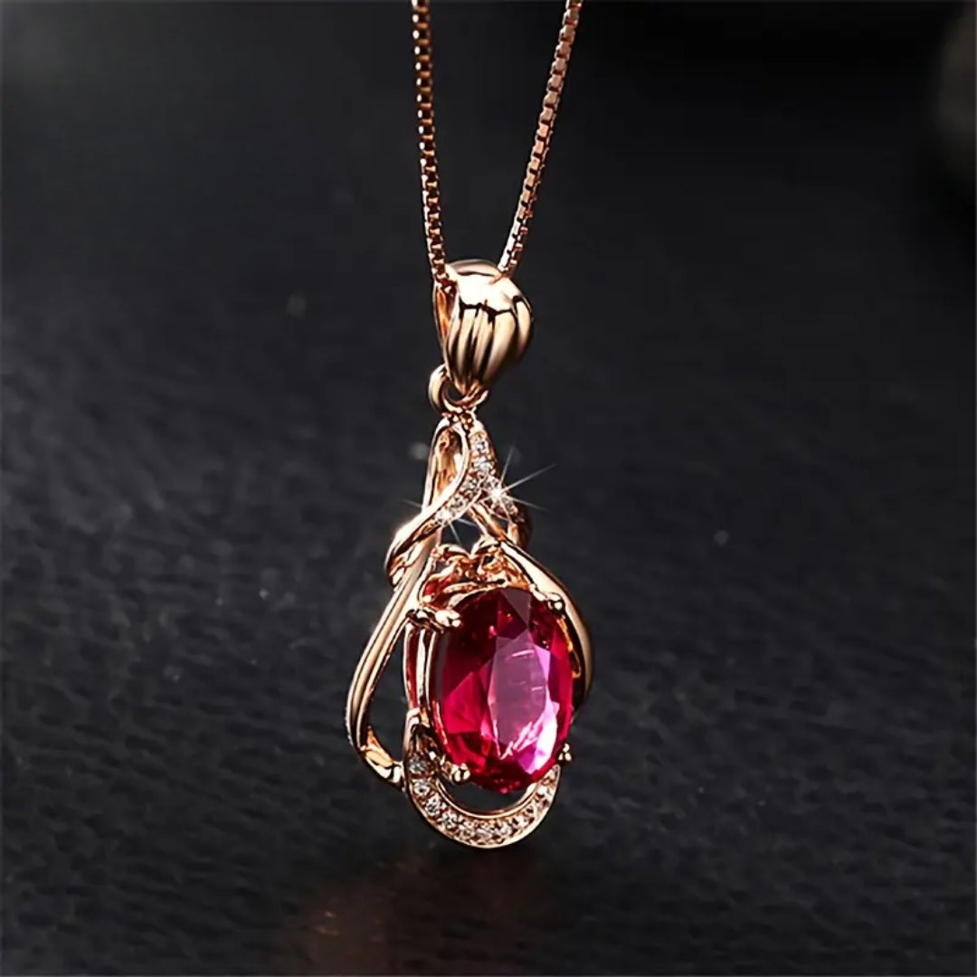 Collier Élégant avec des Cristaux Rouges et de l'Or