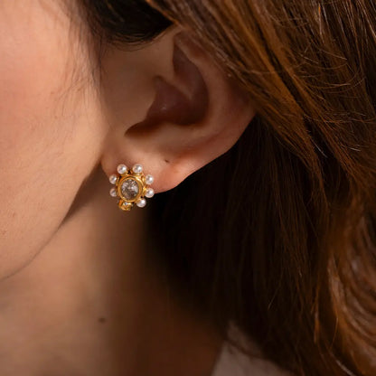 Boucles d'Oreilles Sophistiquées en Or avec Perle