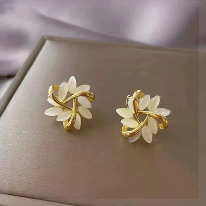 Pendientes Stud de Ópalo Blanco