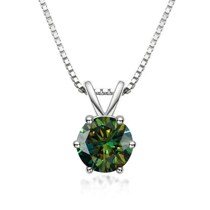 Collier Solitaire Élégant avec Moissanite