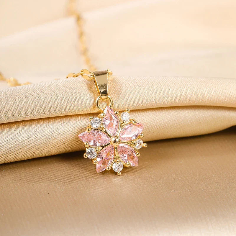 Collier Sakura Rose Romantique en Acier Inoxydable