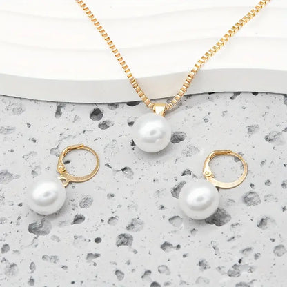 Ensemble de bijoux élégants avec perles