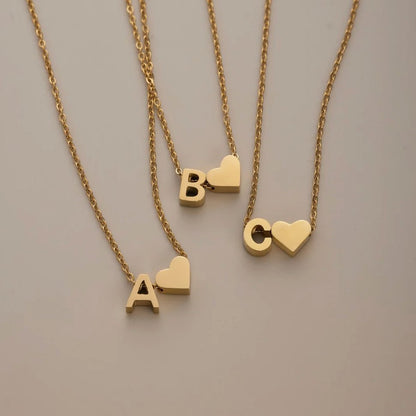 Collier Initial Intemporel avec Pendentif en Cœur