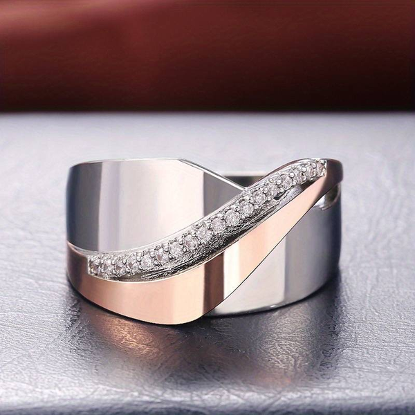 Anillo elegante en oro rosa brillante
