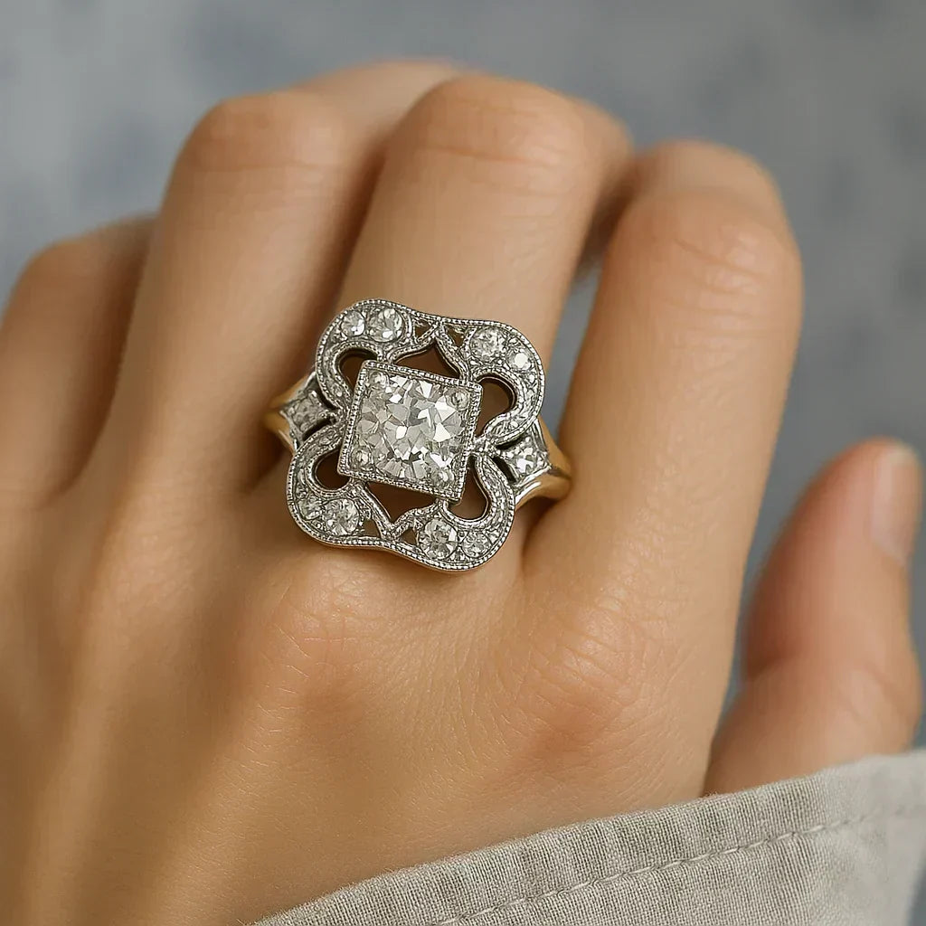 Bague Classique en Or avec Zirconia Vintage