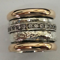 Anillo Dorado Estructurado - Volumen Vintage