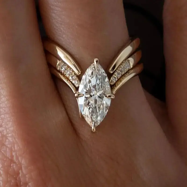 Anillo de Oro "Gota Real"