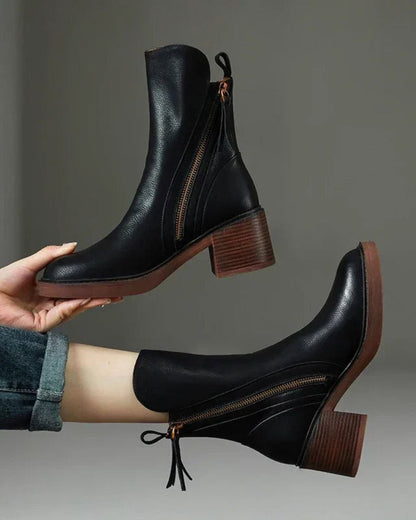 Alba™ | Botas con Tacón Cuadrado