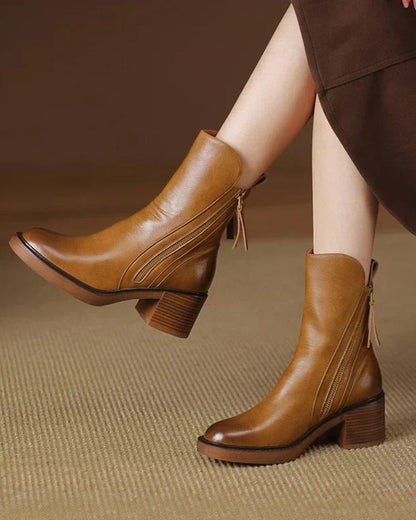 Alba™ | Botas con Tacón Cuadrado