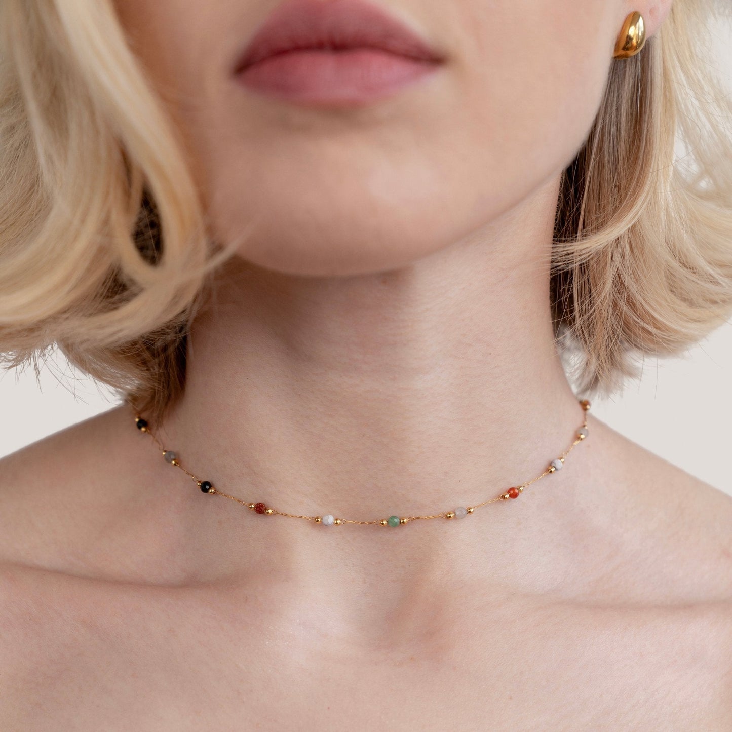 Collier Minimaliste avec Pierre